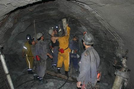 沅陵工程爆破中的危险因素分析以及应对工程爆破危险的措施