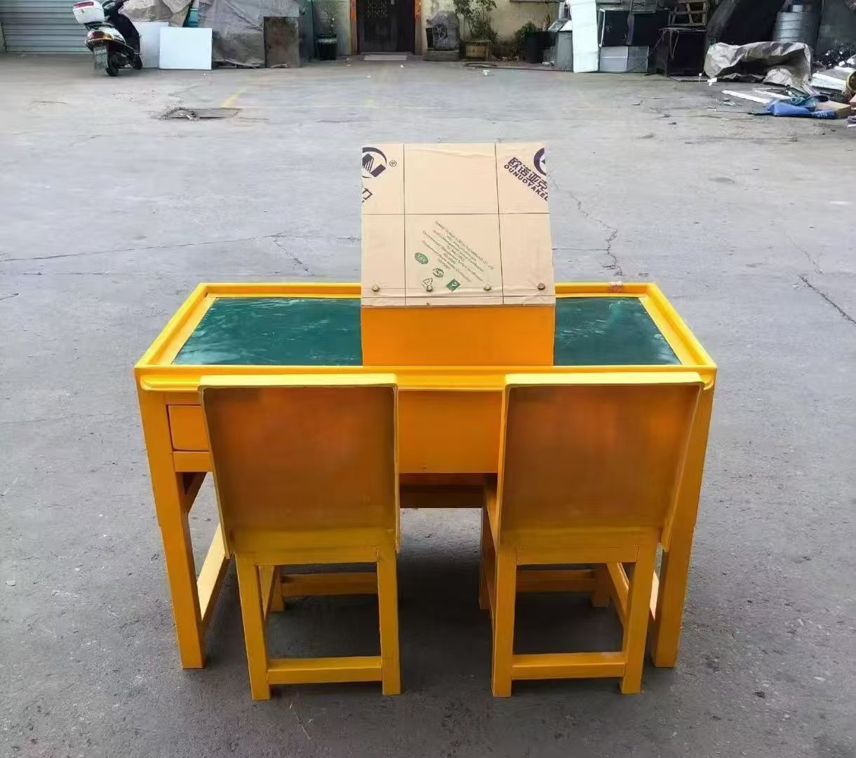 沅陵防静电导通桌井下煤矿火工品发放桌：危险品流转的安全守护者